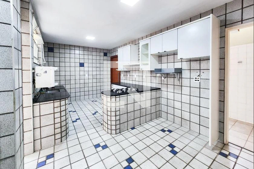 Duplex apartment for rent with 4 bedrooms and 360 m² — photo 8