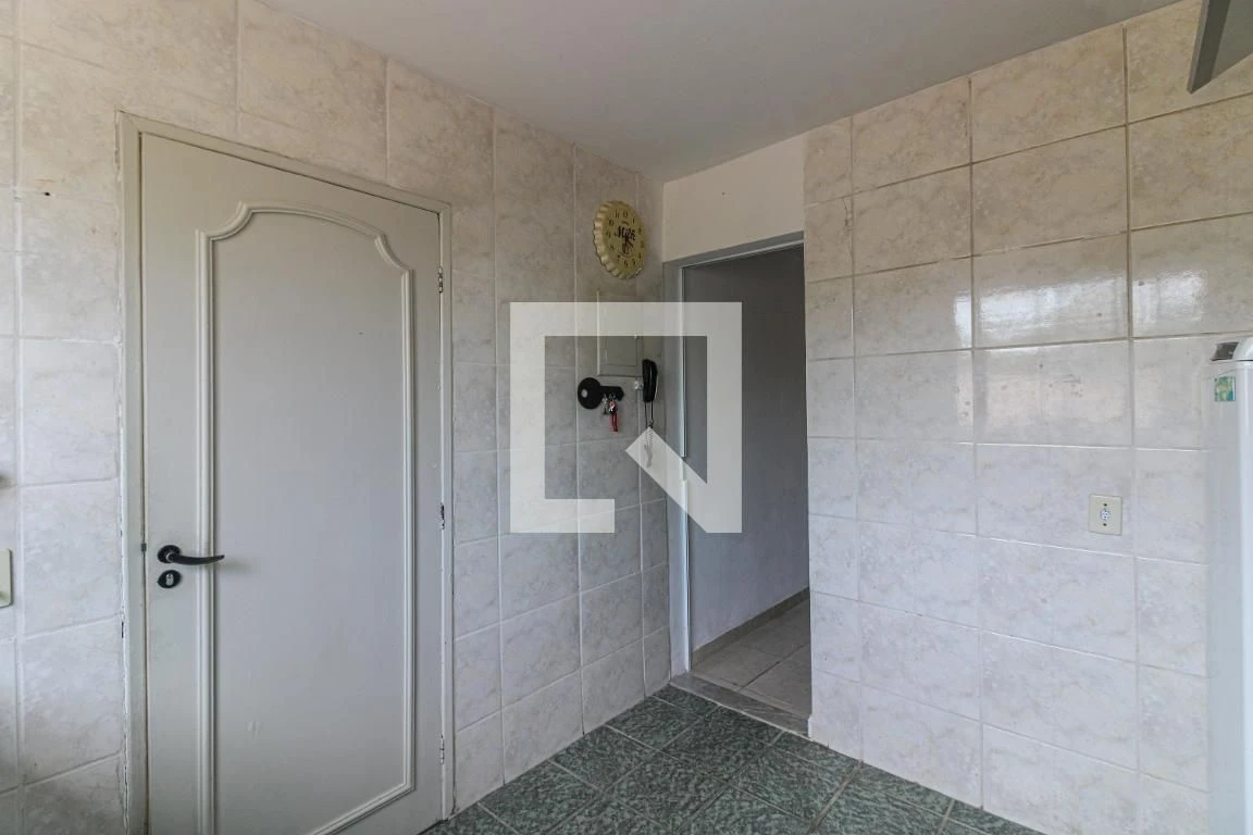Furnished house with 2 bedrooms and 2 parking spaces — photo 49