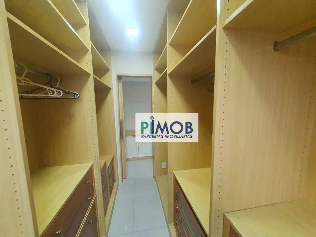 4-bedroom 260 m² apartment with 2 en-suite bathrooms — photo 82