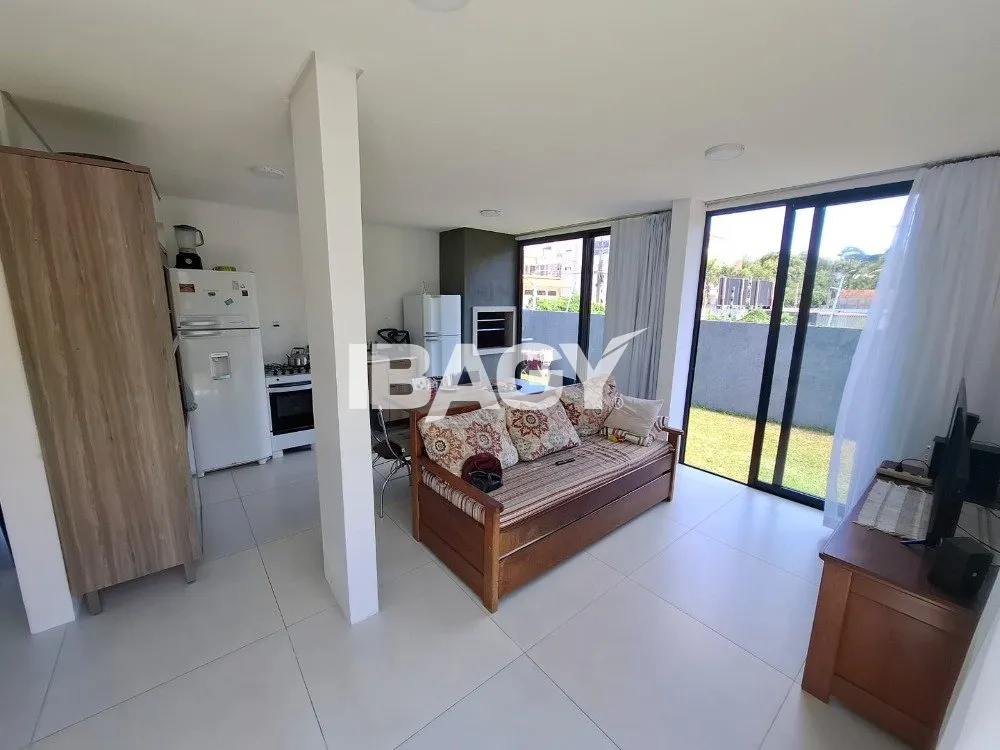 Furnished house with 4 en-suites and 220 m², no parking — photo 21