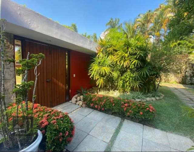 Casa com 4 quartos, 5 banheiros e 5 vagas — photo 13