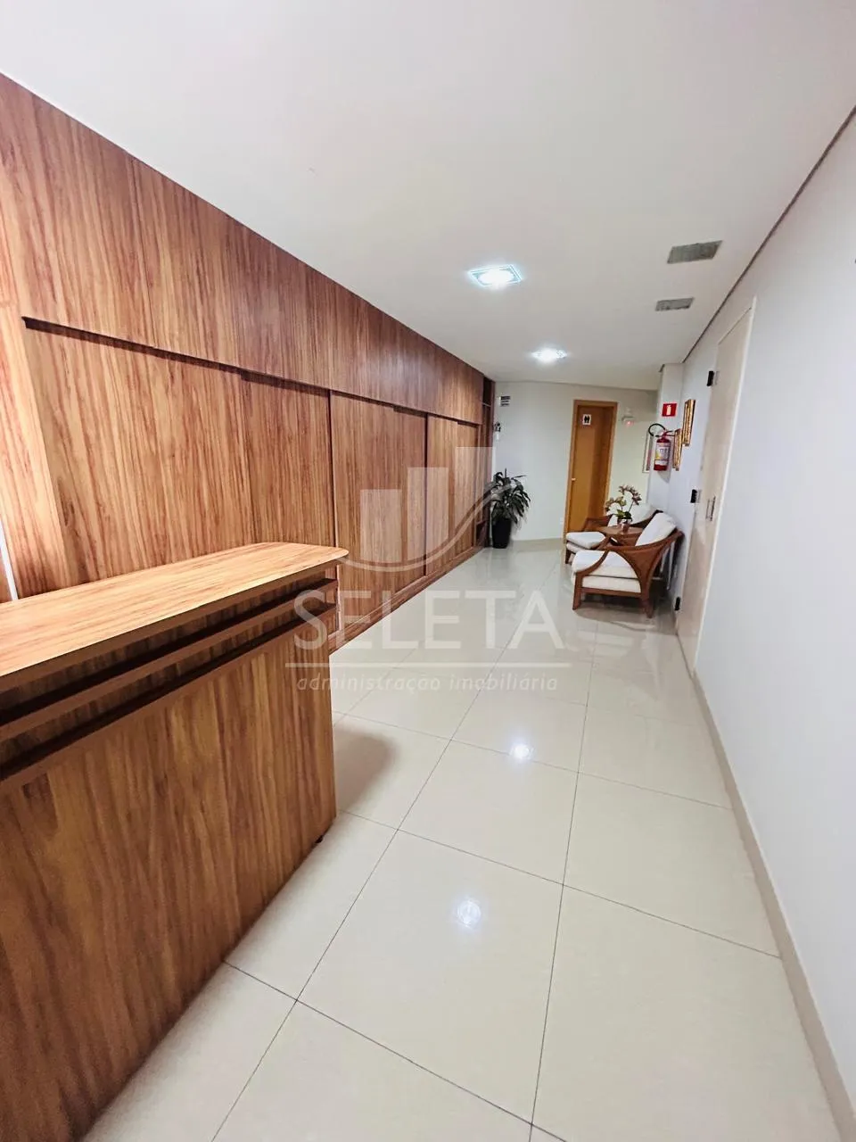 Furnished 1-bedroom apartment with parking and open kitchen — photo 8