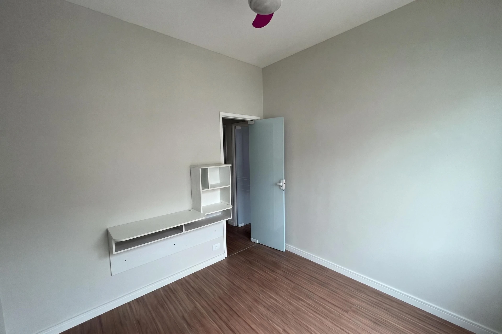 Apartment, 90 m², with a jacuzzi — photo 3
