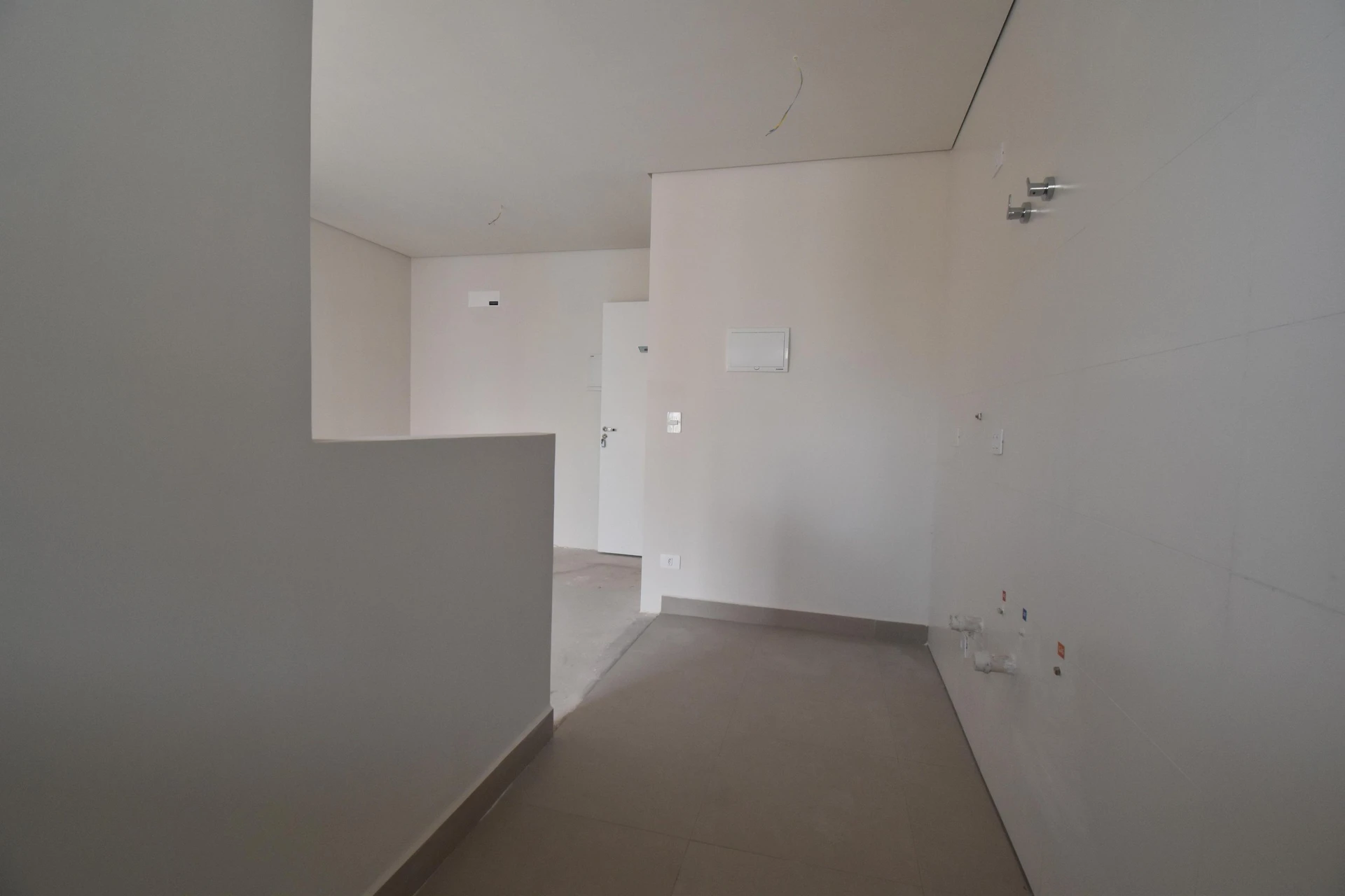 Панорамні вікна та 3 спальні: квартира 68 м² — photo 26