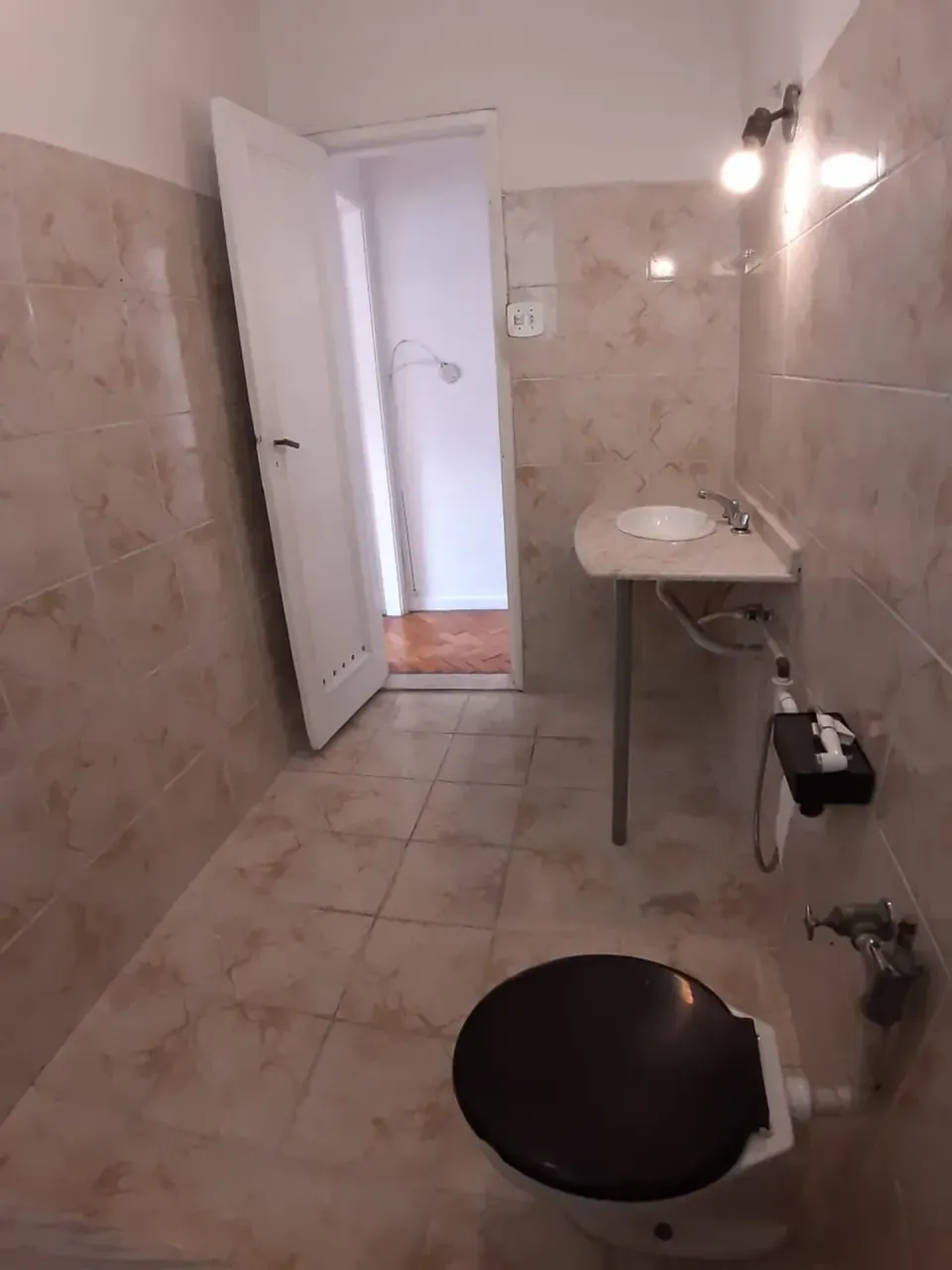 2-bedroom apartment with separate kitchen — photo 5
