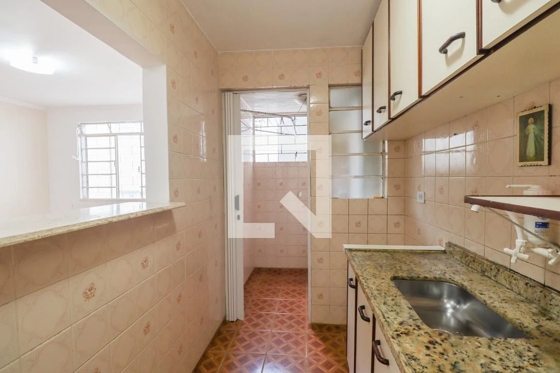 2-bedroom apartment with a washing machine in Curitiba — photo 2