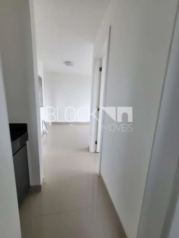 1-bedroom rental apartment with balcony and 48 m² — photo 24