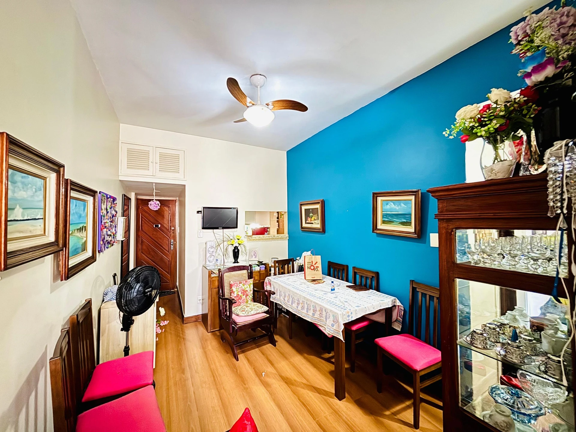 Furnished 2-bedroom apartment with separate kitchen — photo 8