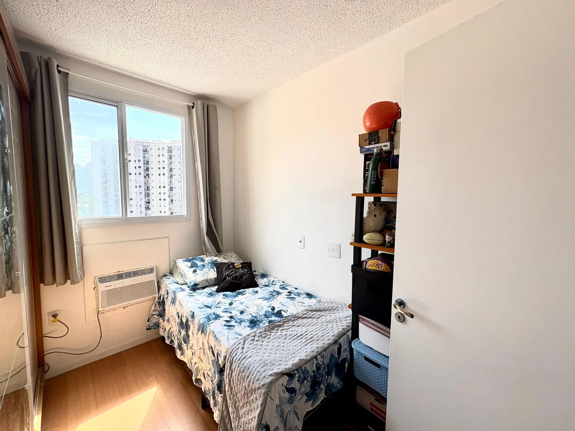 2-bedroom apartment in a building with a gym — photo 12