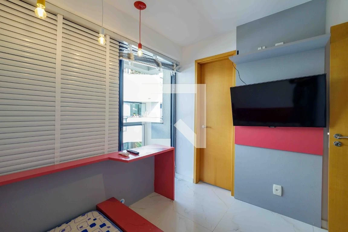 Apartamento mobiliado com 4 quartos e 4 banheiros — photo 70