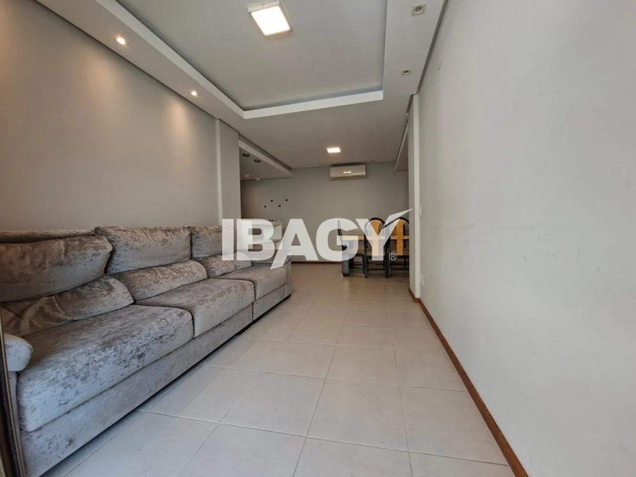 Furnished apartment, 100 m², with a grill on the balcony — photo 13