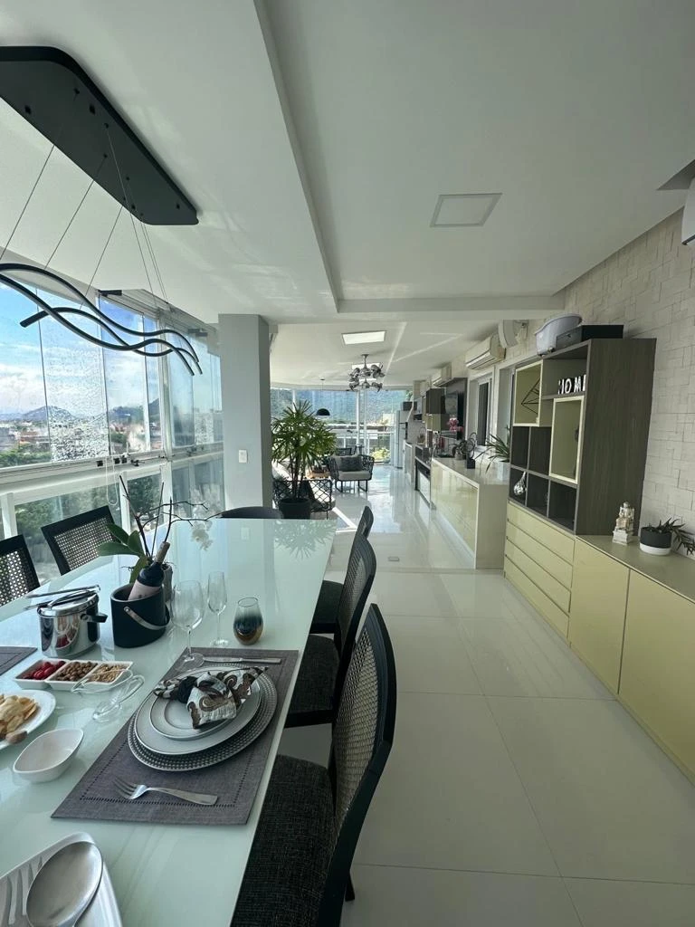 Furnished linear duplex with 200 m², 3 bedrooms — photo 8