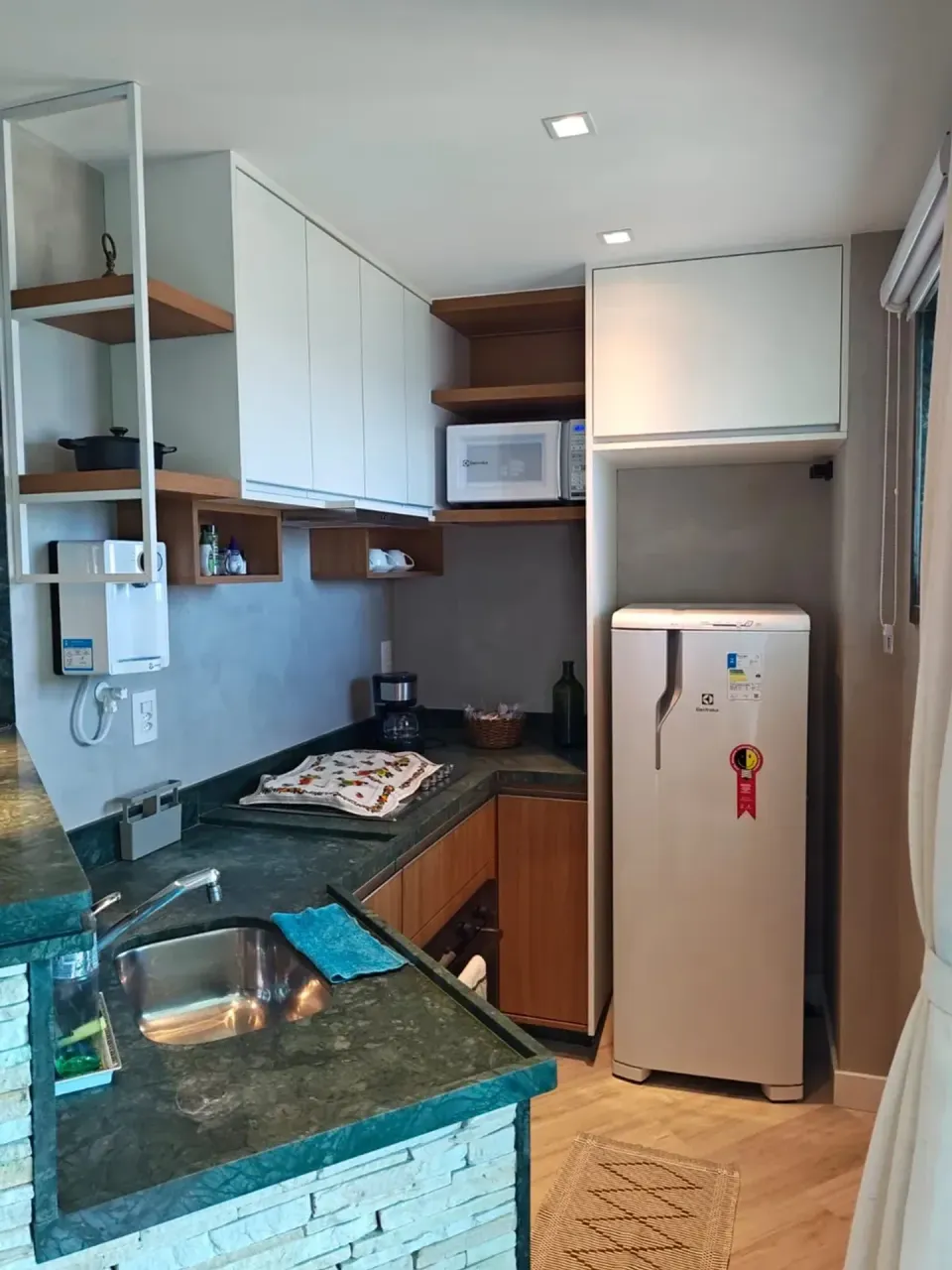Furnished 1-bedroom apartment with 2 bathrooms — photo 11
