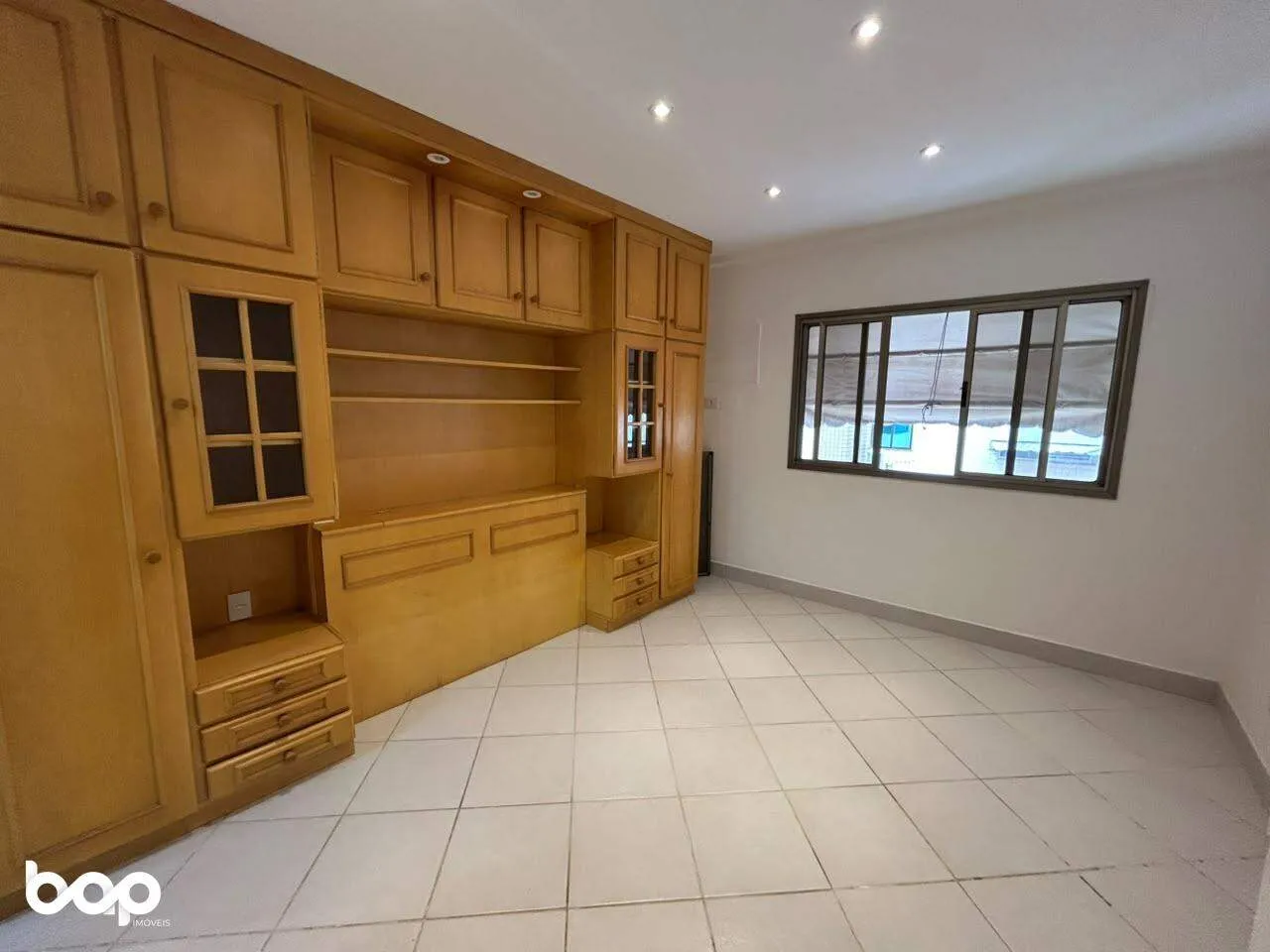 3-bedroom apartment, 1 with its own bathroom, 91 m² — photo 4