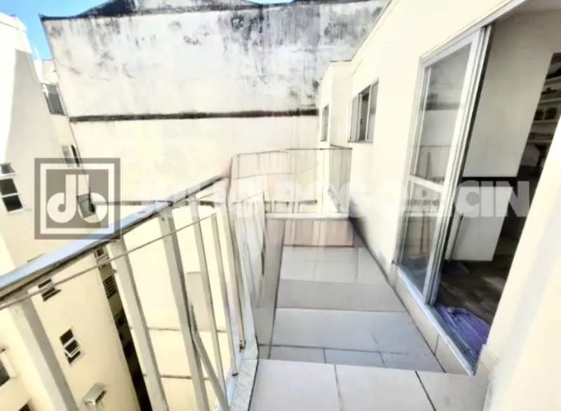 Cobertura com 5 quartos e terraço — photo 37
