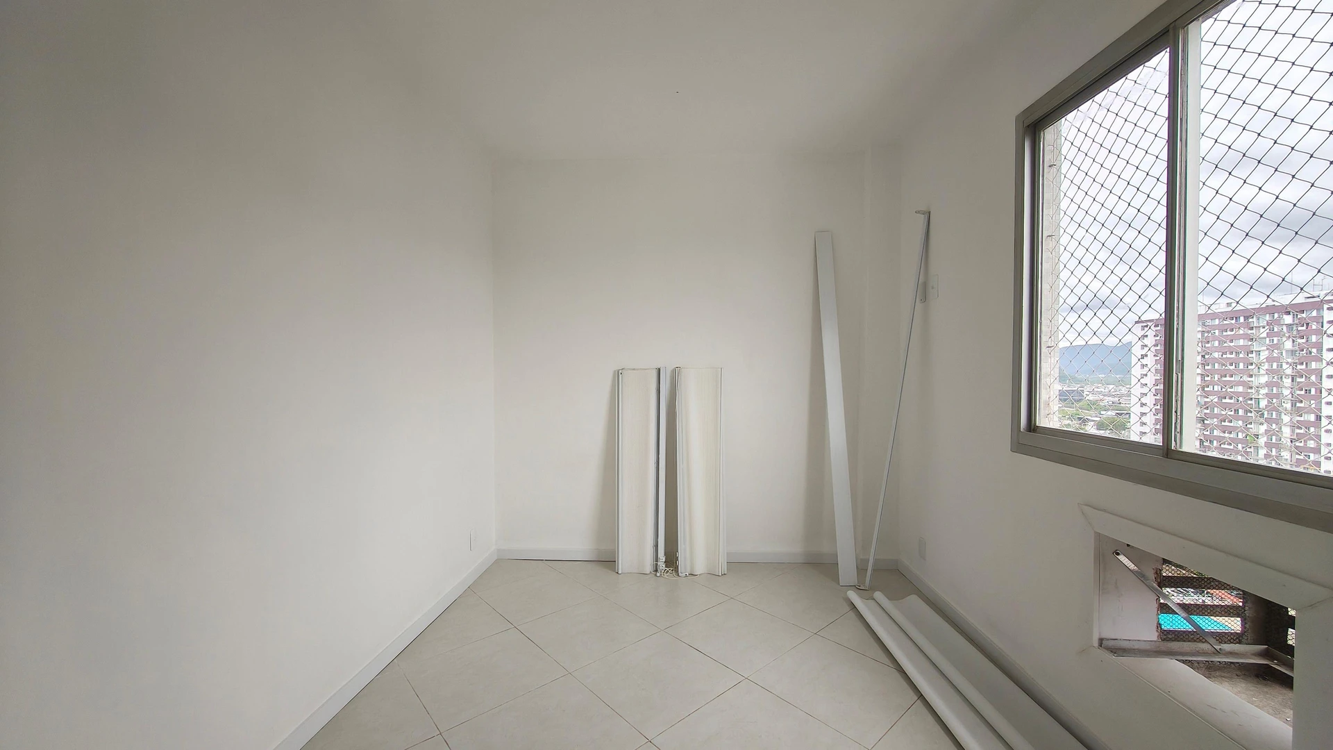 Mountain view in a 2-bedroom apartment, 55 m² — photo 14