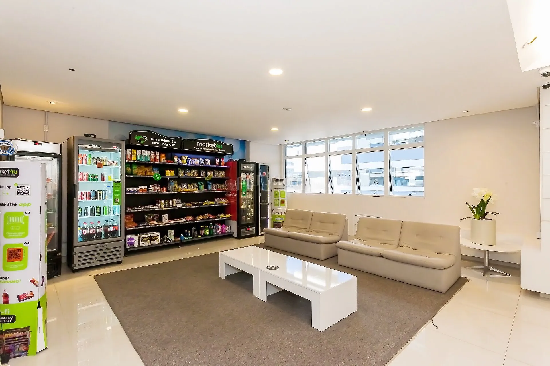 One-bedroom apartment with a washing machine in Curitiba — photo 24