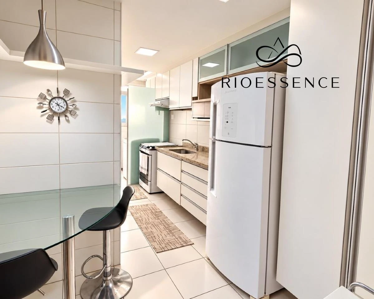 3-bedroom apartment with a home office — photo 10