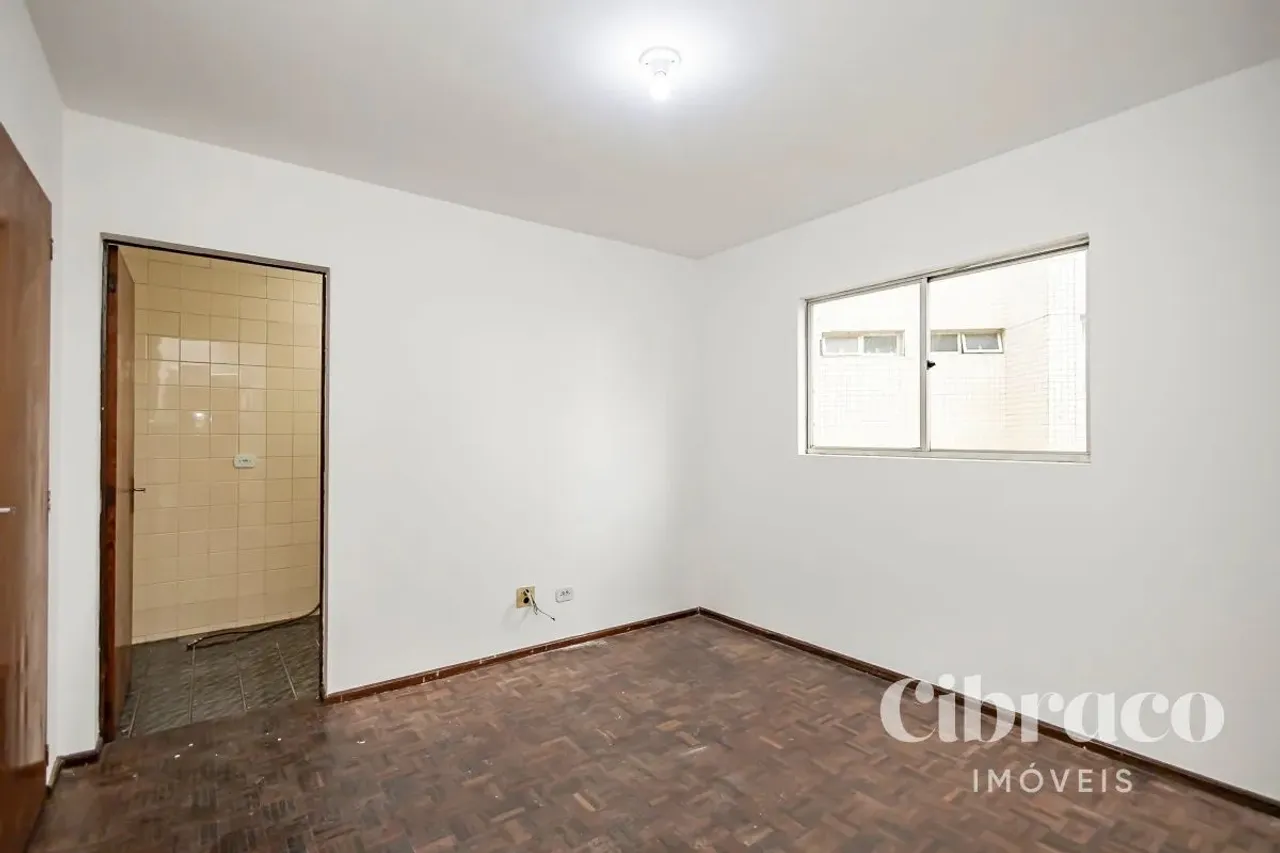 1-bedroom apartment with separate laundry area — photo 13