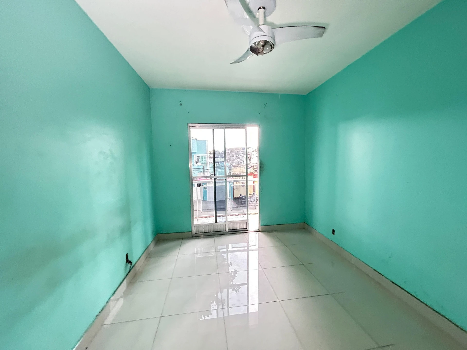 House, 300 m², with a walk-in closet — photo 13