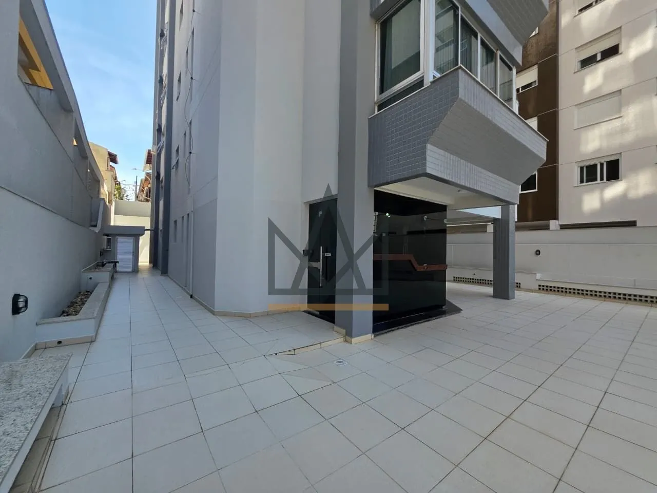 Cobertura triplex com área externa privativa — photo 21
