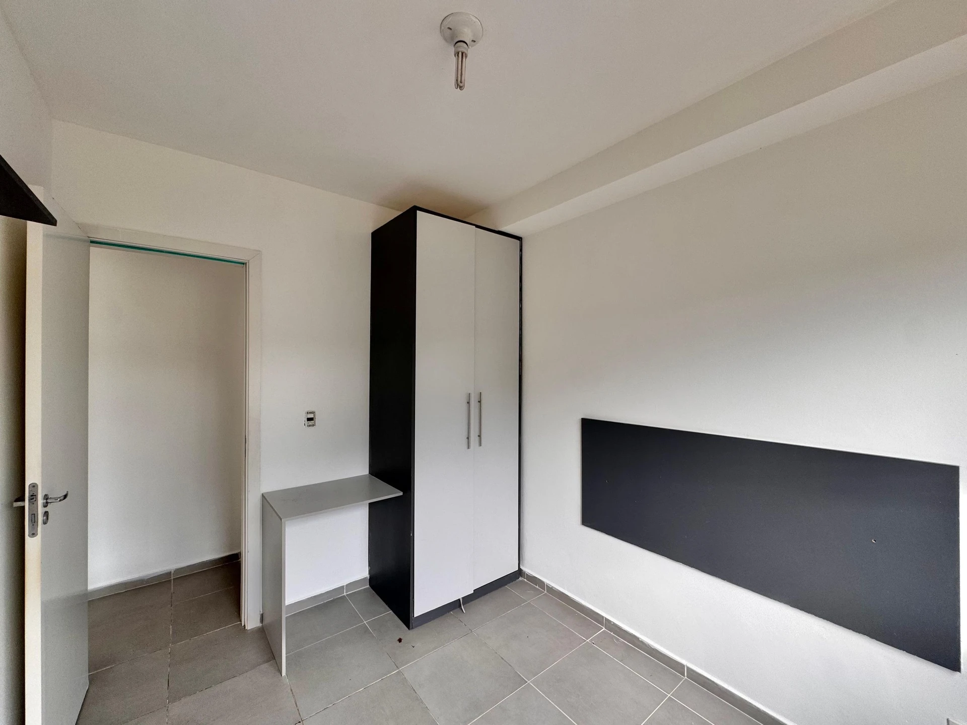 Rental apartment with 1 bedroom and private balcony — photo 7