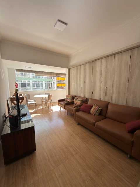 Apartamento de 3 quartos com suíte e varanda envidraçada — photo 14