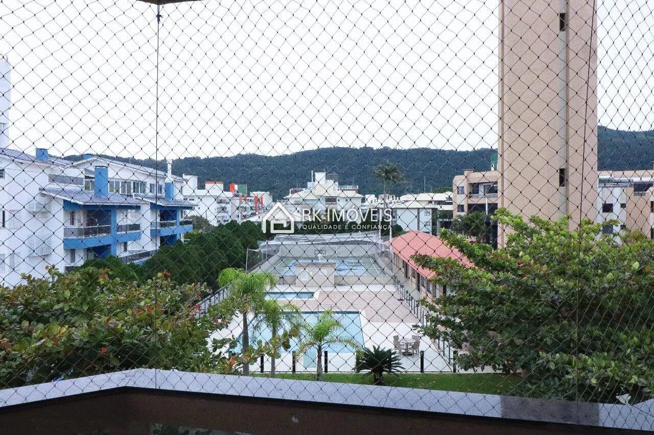 Rental apartment with 3 bedrooms and a balcony — photo 16
