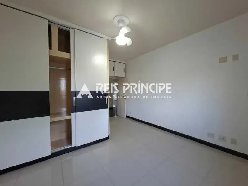 Casa com 5 quartos e 5 banheiros, 364 m² com garagem — photo 9