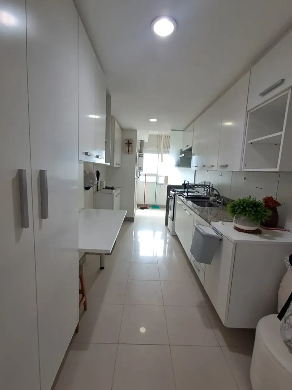 117 m² rental apartment with 3 bedrooms and 2 parking spots — photo 19