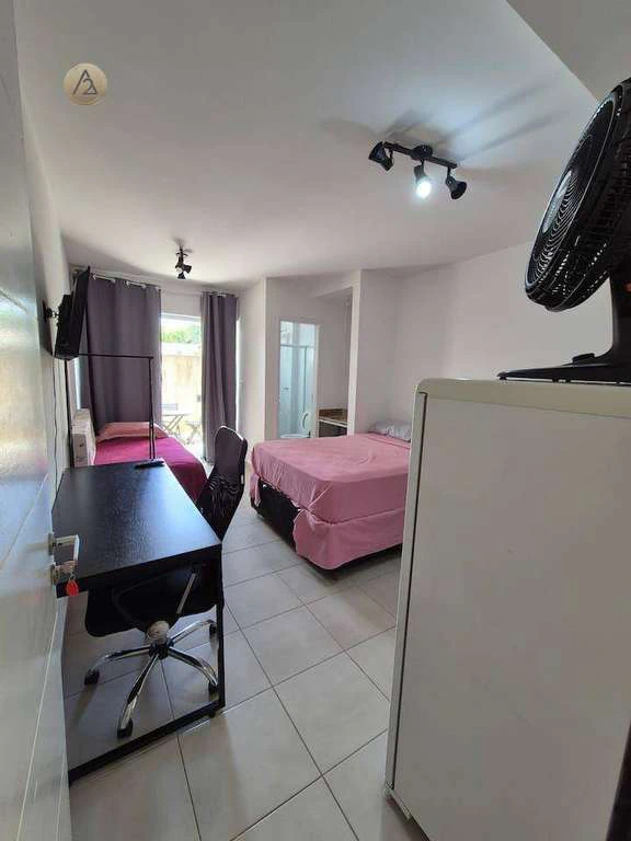 Furnished 1-bedroom apartment with private garden — photo 5