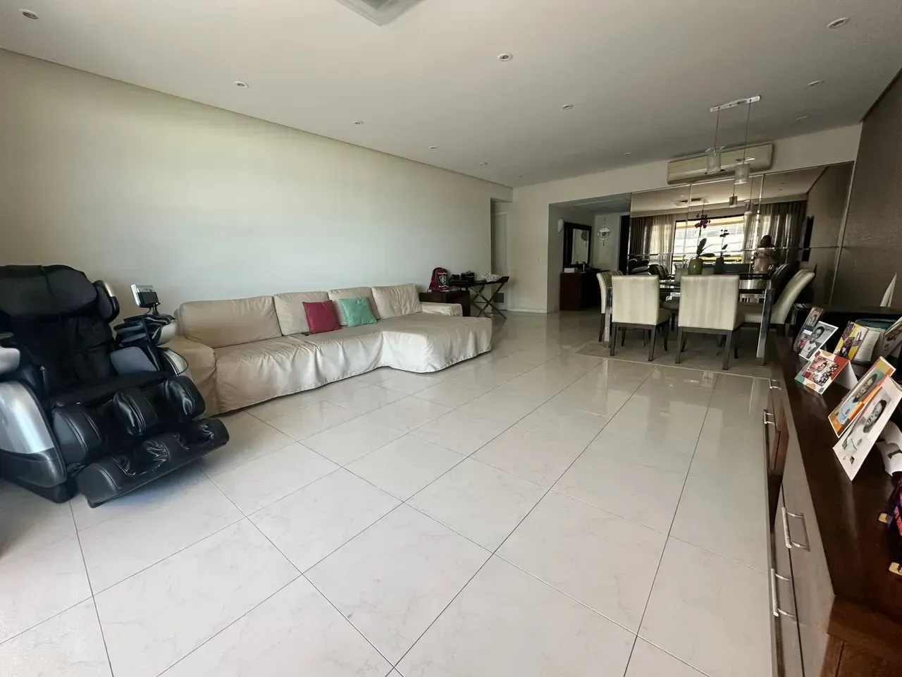 4-bedroom house with a walk-in closet in Rio de Janeiro — photo 18