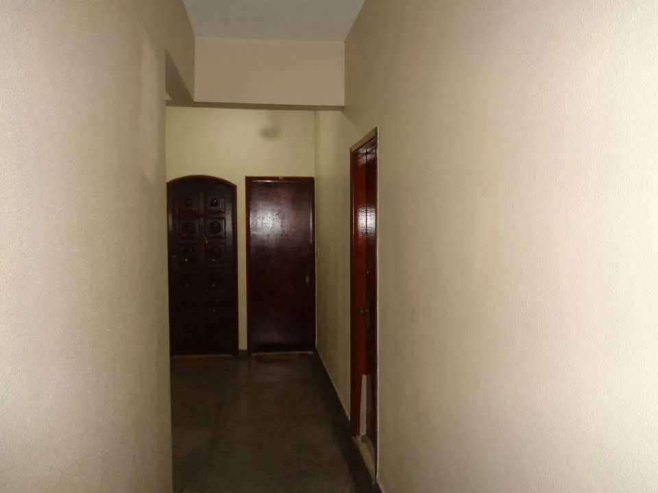 Apartment with a separate kitchen and 2 bedrooms — photo 17