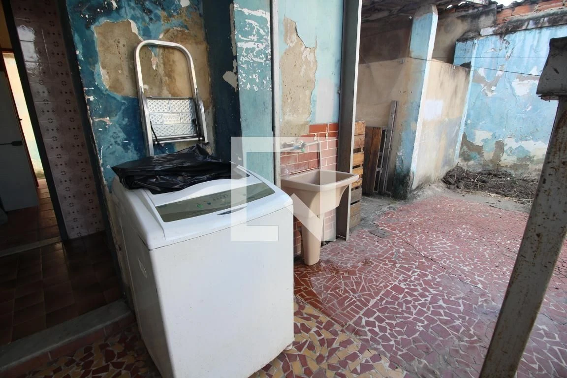 Casa mobiliada com 2 quartos e cozinha a gás — photo 23