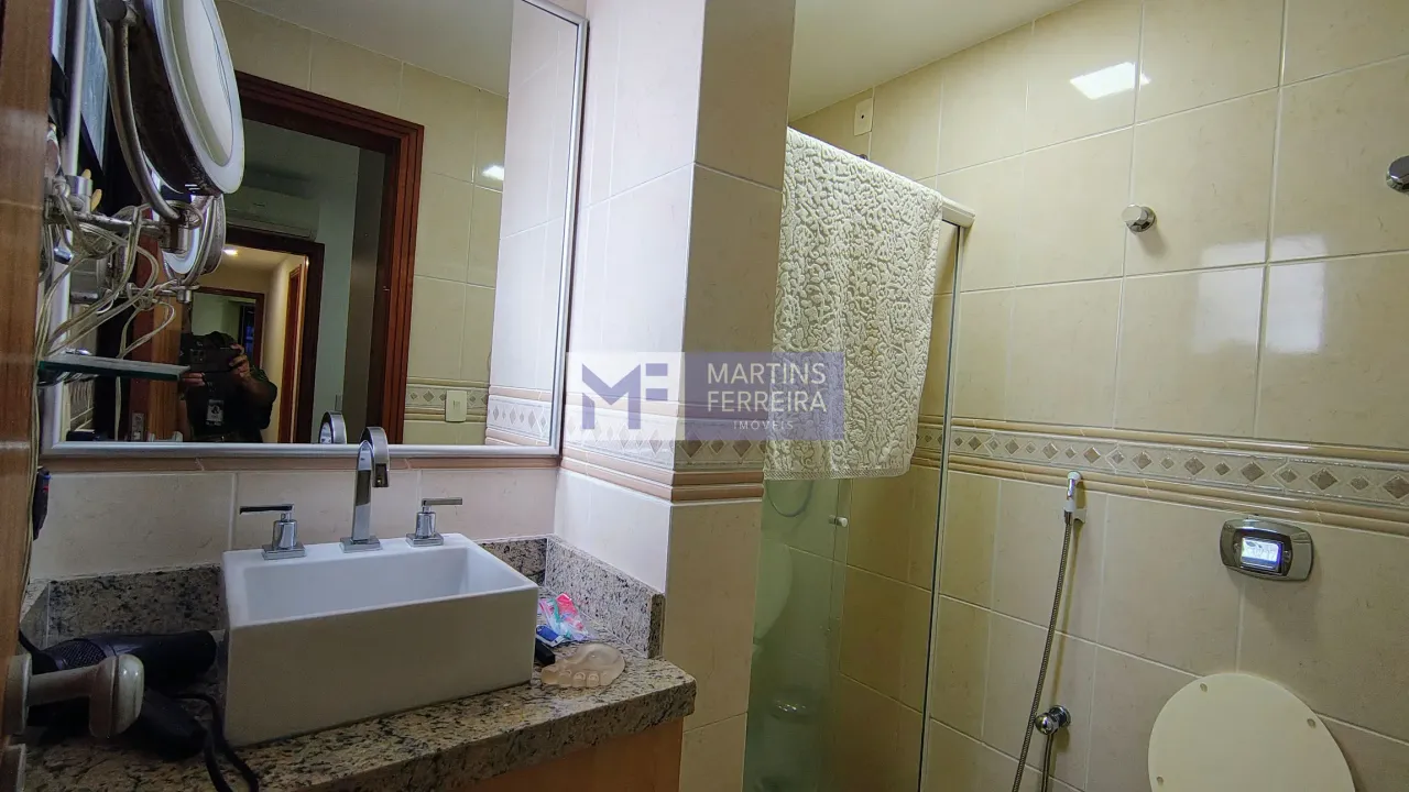 Furnished apartment with 5 bedrooms and a balcony — photo 12