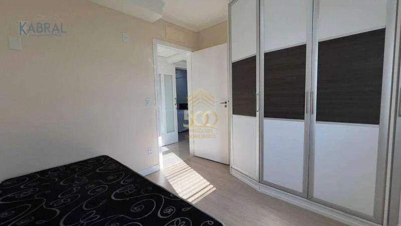 Furnished 3-bedroom apartment with enclosed balcony — photo 7