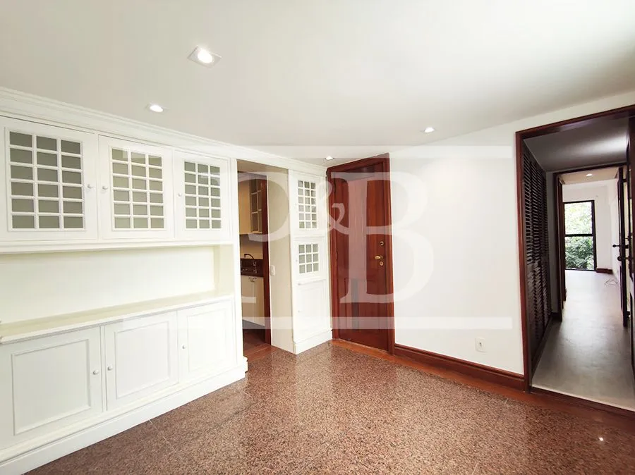 Apartamento com 4 dormitórios e closet tipo walk-in — photo 34