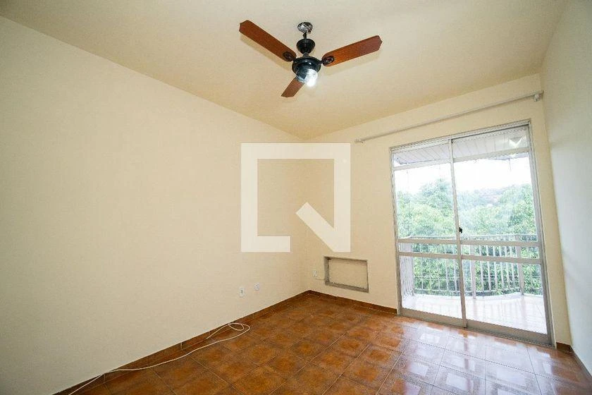 90 m² apartment with a park view and a bathtub — photo 32