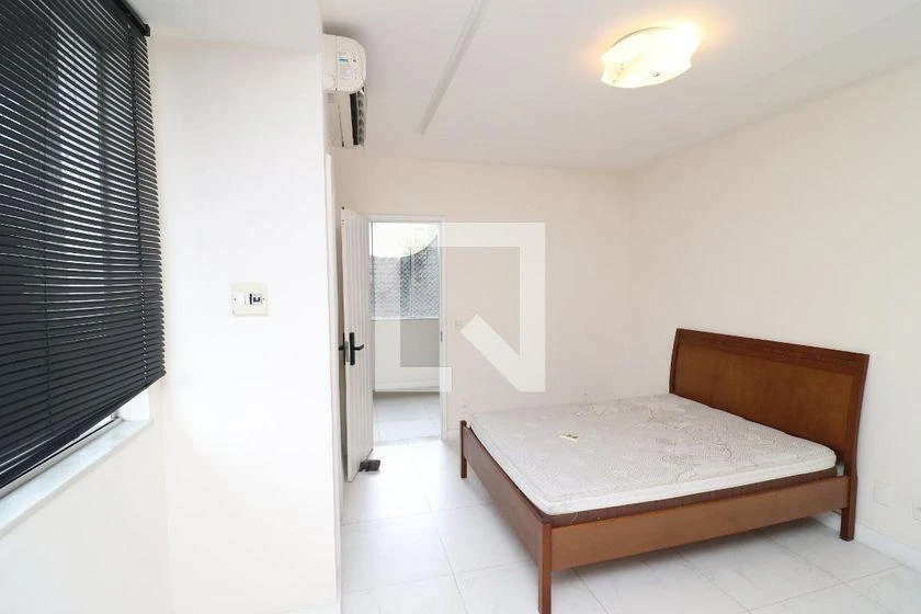 Casa, 420 m², com espaço de home office — photo 31