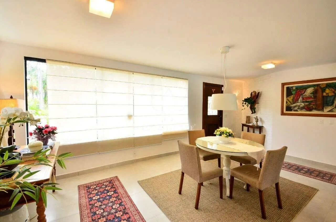 Casa mobiliada com 7 quartos e piscina ao ar livre — photo 45