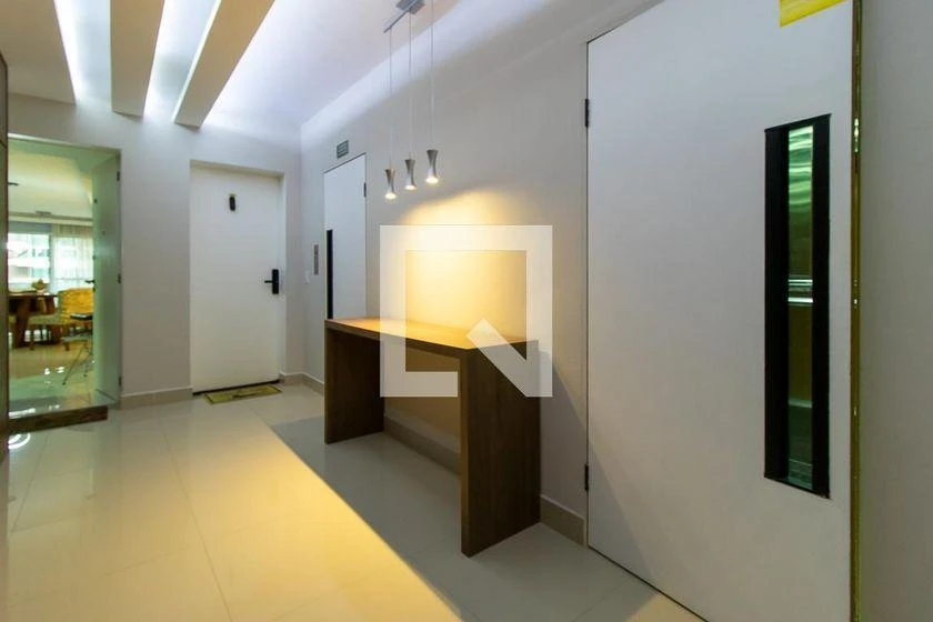 Furnished 3-bedroom apartment with 146 m² — photo 14