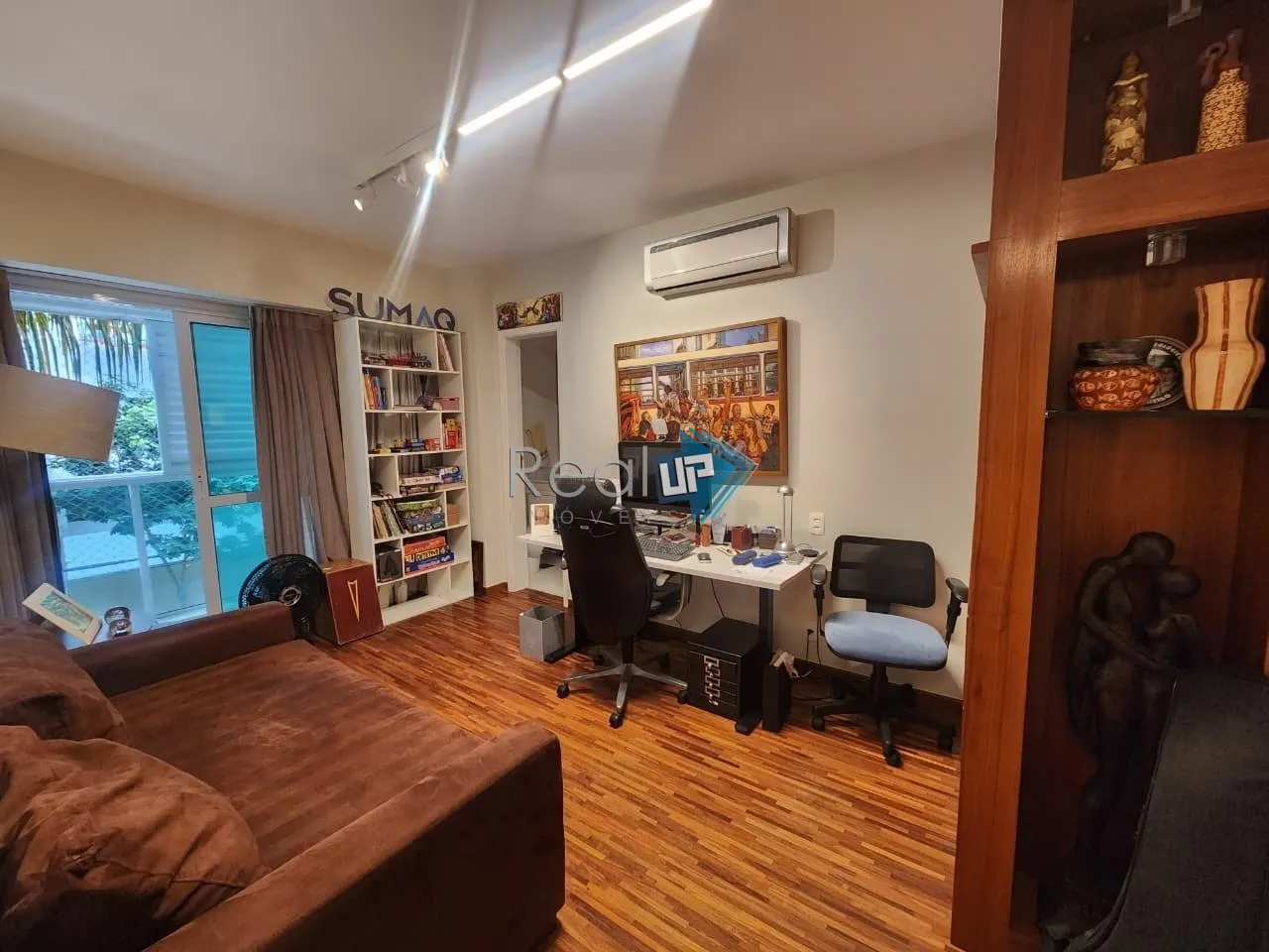 4-bedroom apartment with 227 m² and 3 parking spaces — photo 40