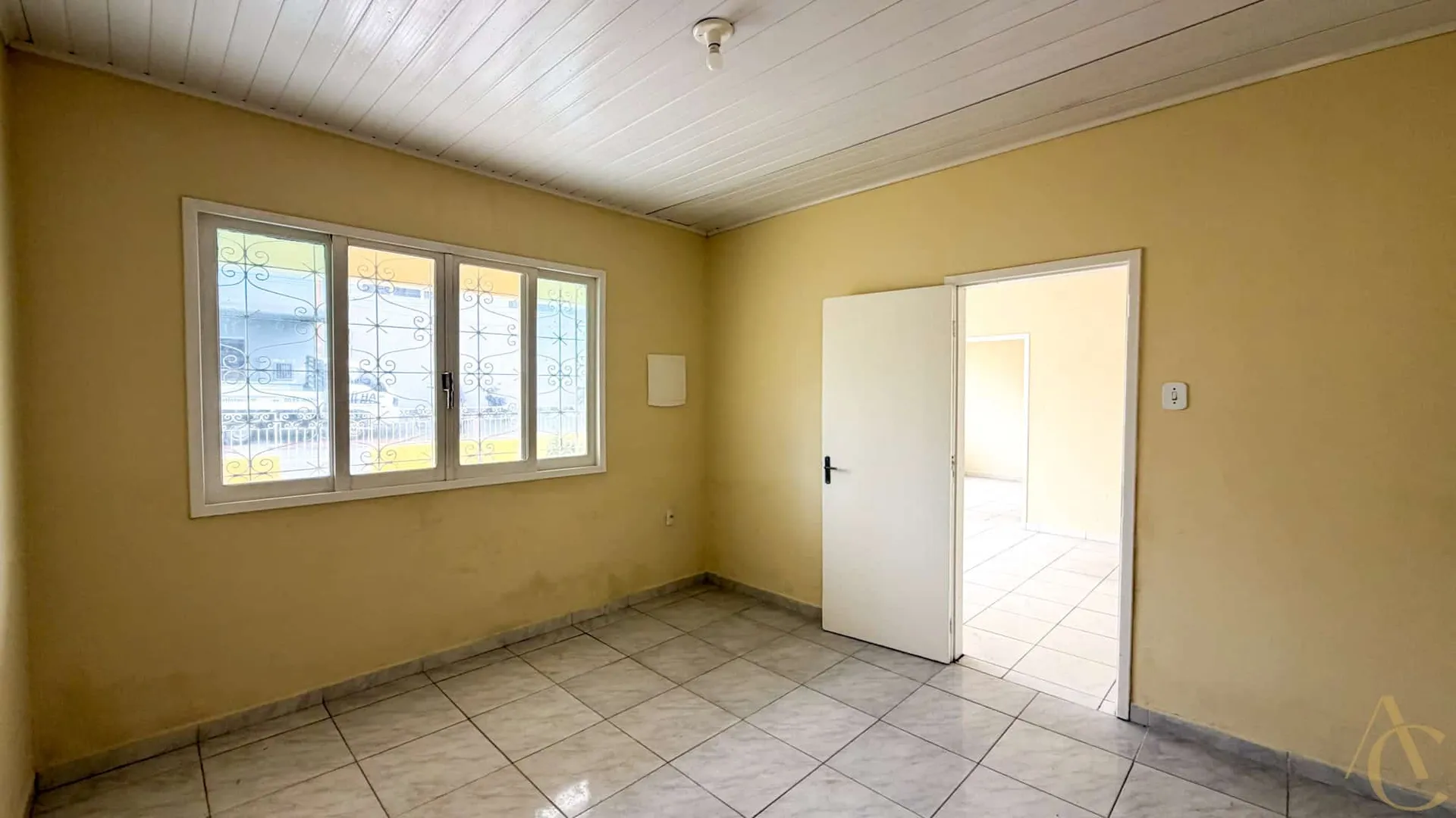 Casa residencial com 4 quartos e 1 banheiro, 263 m² — photo 20