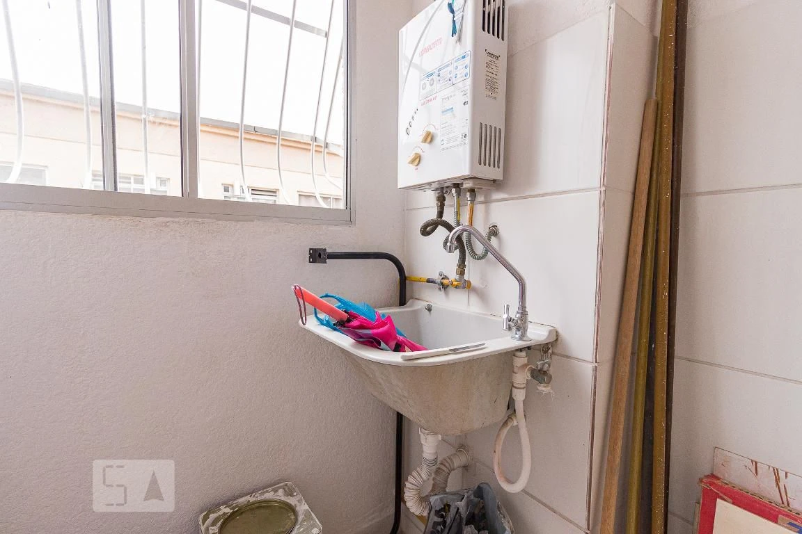 Apartamento sem mobília com cozinha fechada e 2 quartos — photo 6