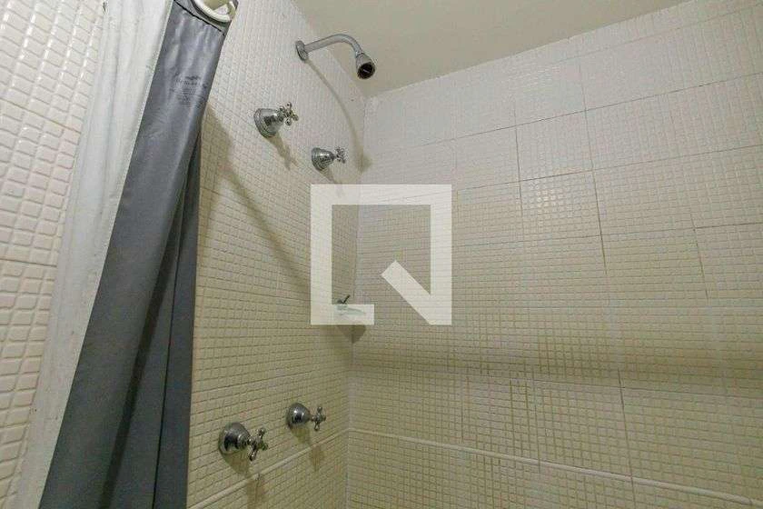 Furnished 73 m² apartment with 2 en-suite bedrooms — photo 15