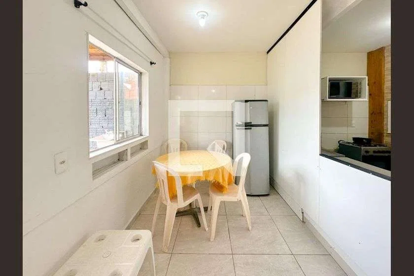 Furnished house with 2 bedrooms and a suite plus BBQ — photo 4
