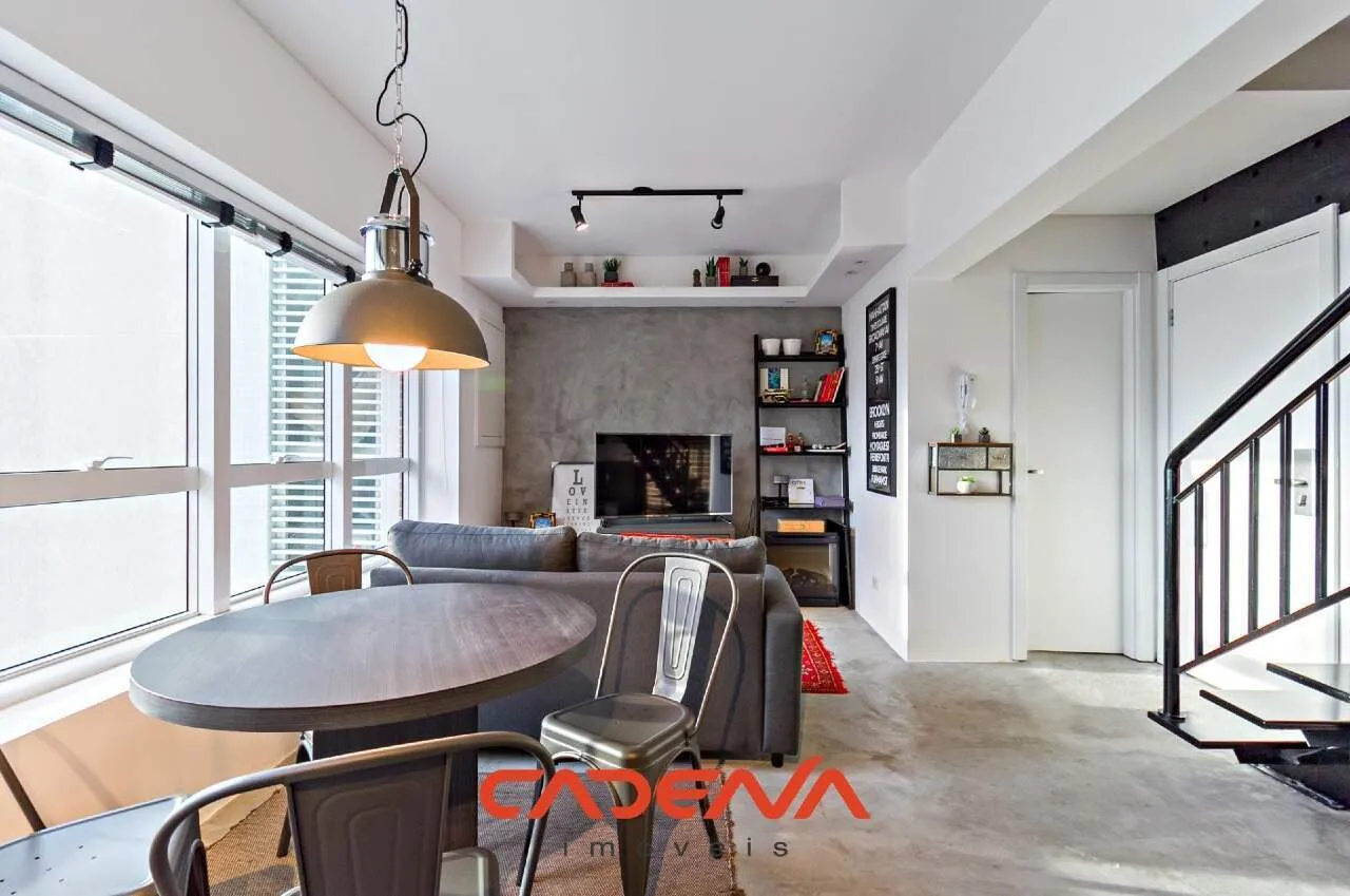 One-bedroom apartment with floor-to-ceiling windows — photo 16