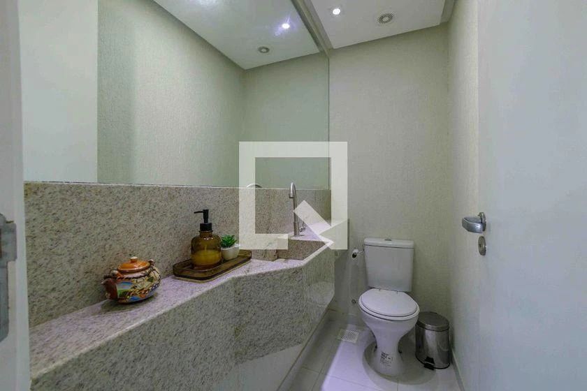 Furnished 3-bedroom apartment with 264 m² — photo 48