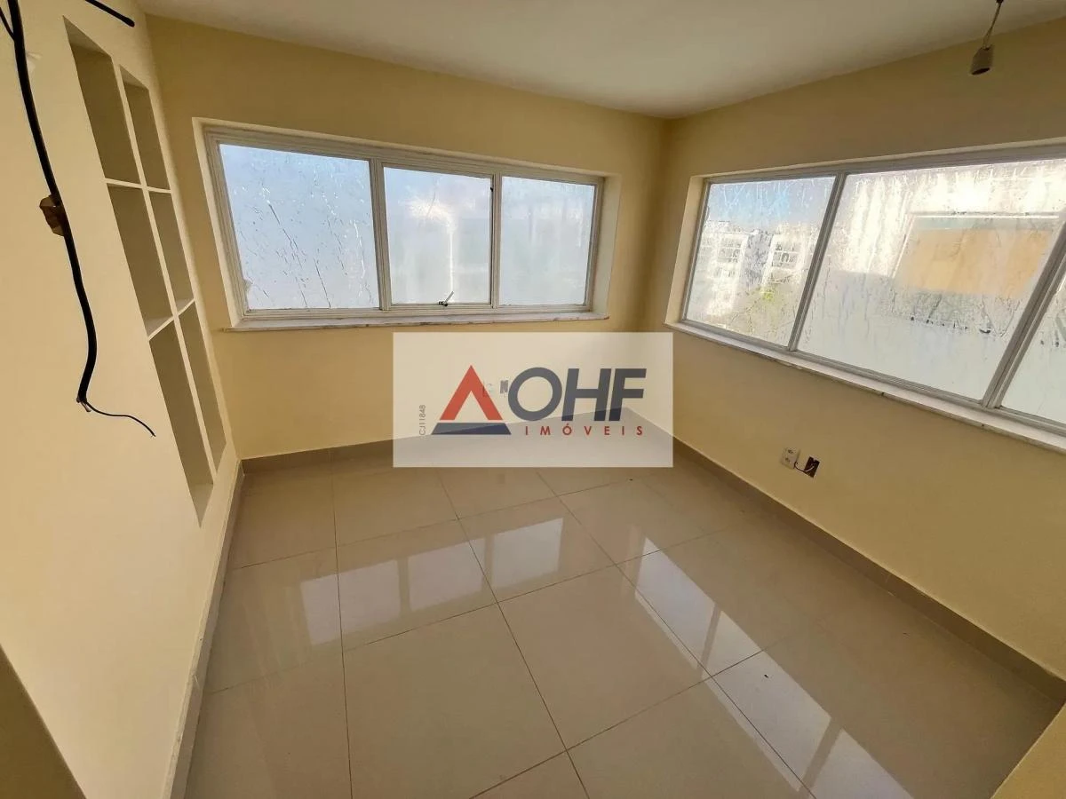 1-bedroom apartment with 300 m² and 6 parking spaces — photo 6