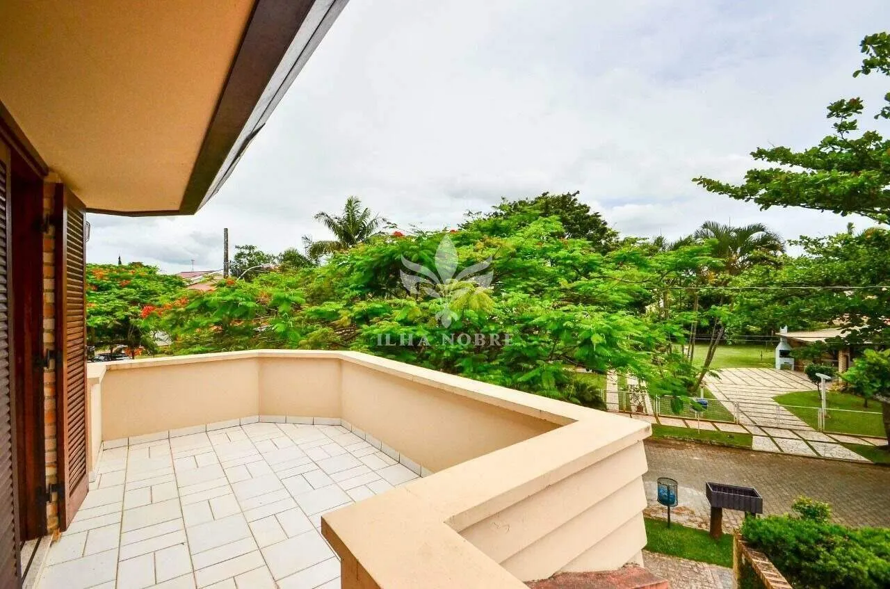 Casa mobiliada com 7 quartos e piscina ao ar livre — photo 10